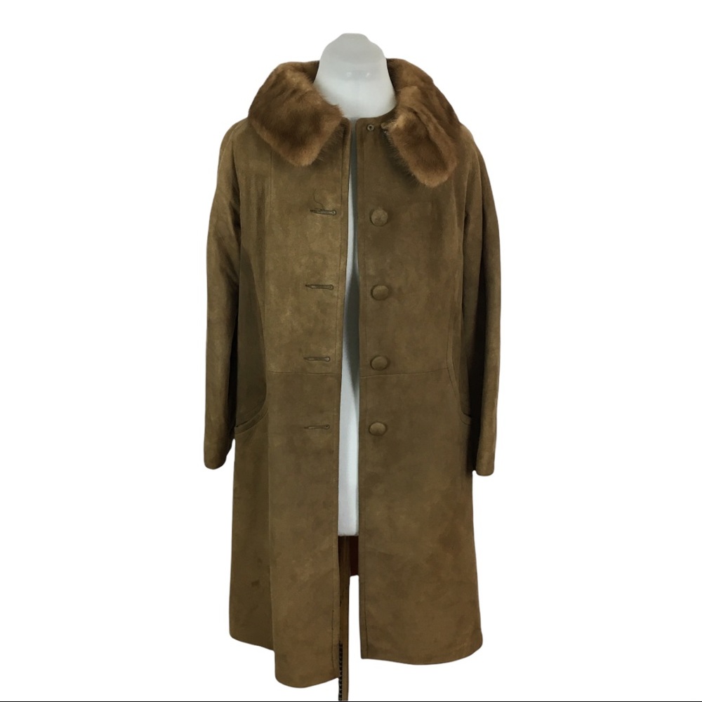 Vintage 60s/70s Tan lambskin fur trimmed coat